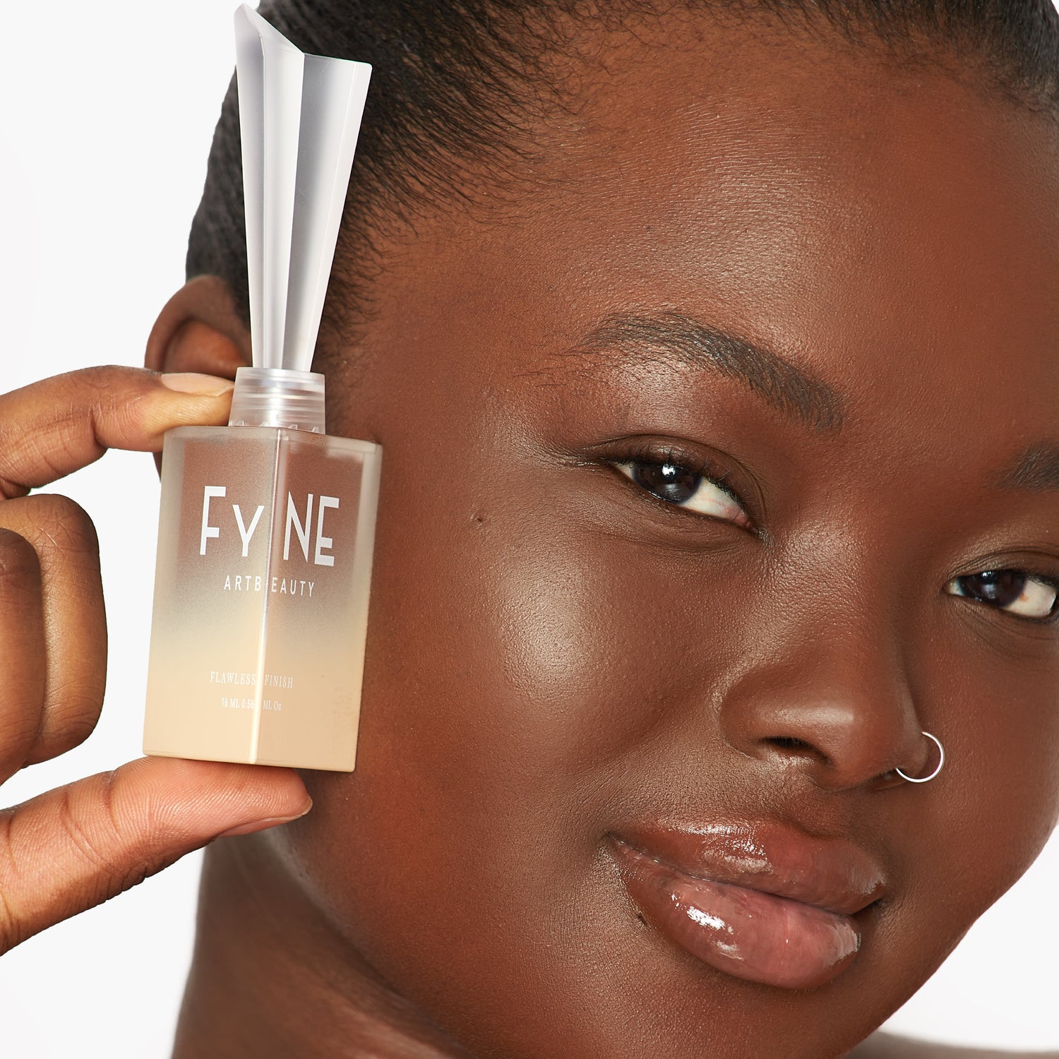 FYNE Cosmetics - Flawless Finish Concealer - 50 Shades – Fyne Art Beauty